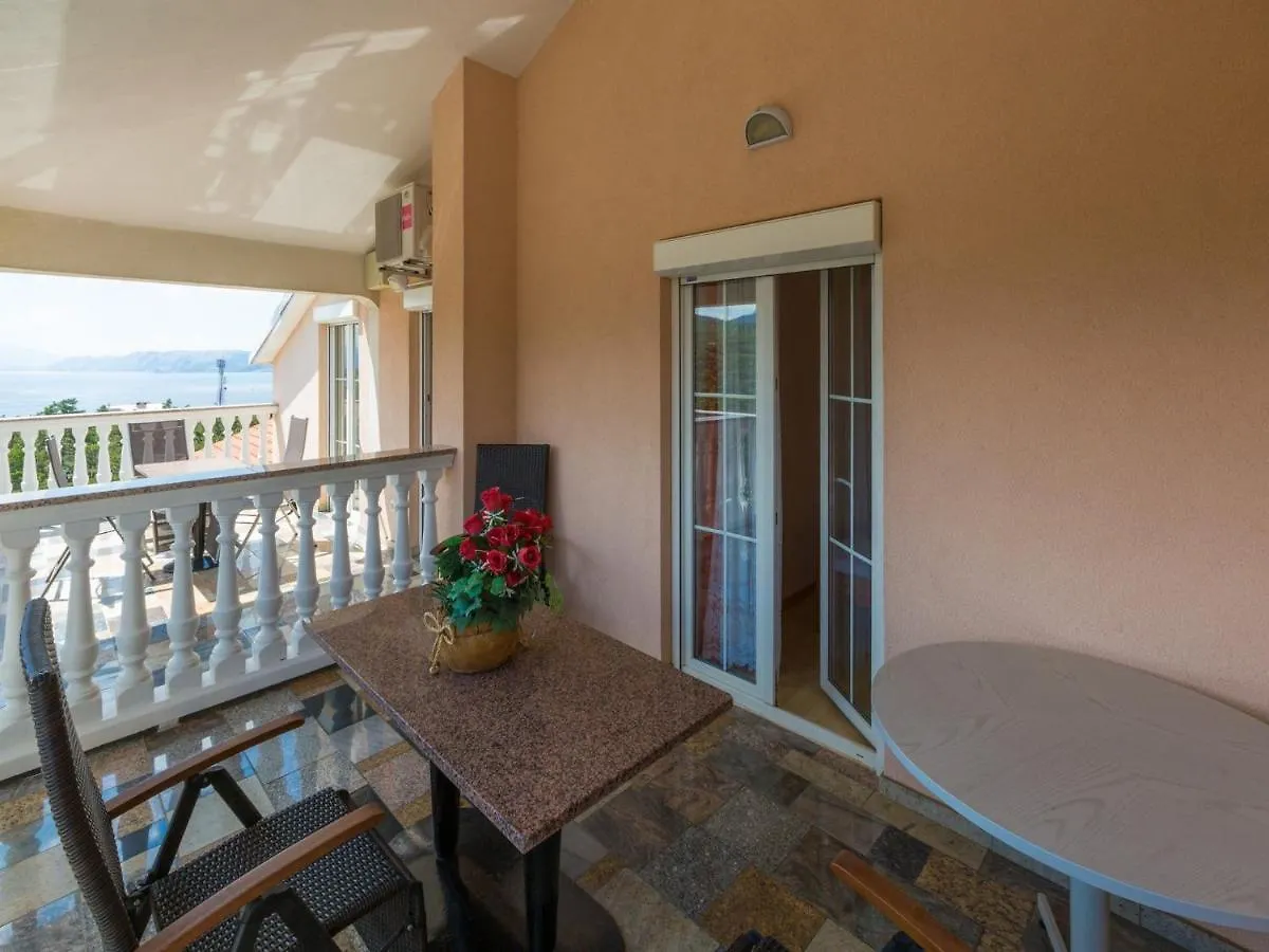 Apartments Seper Цриквеница