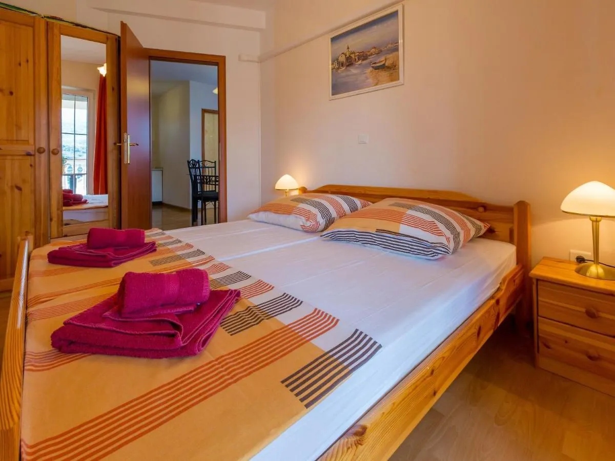 Apartments Seper Crikvenica 0*,