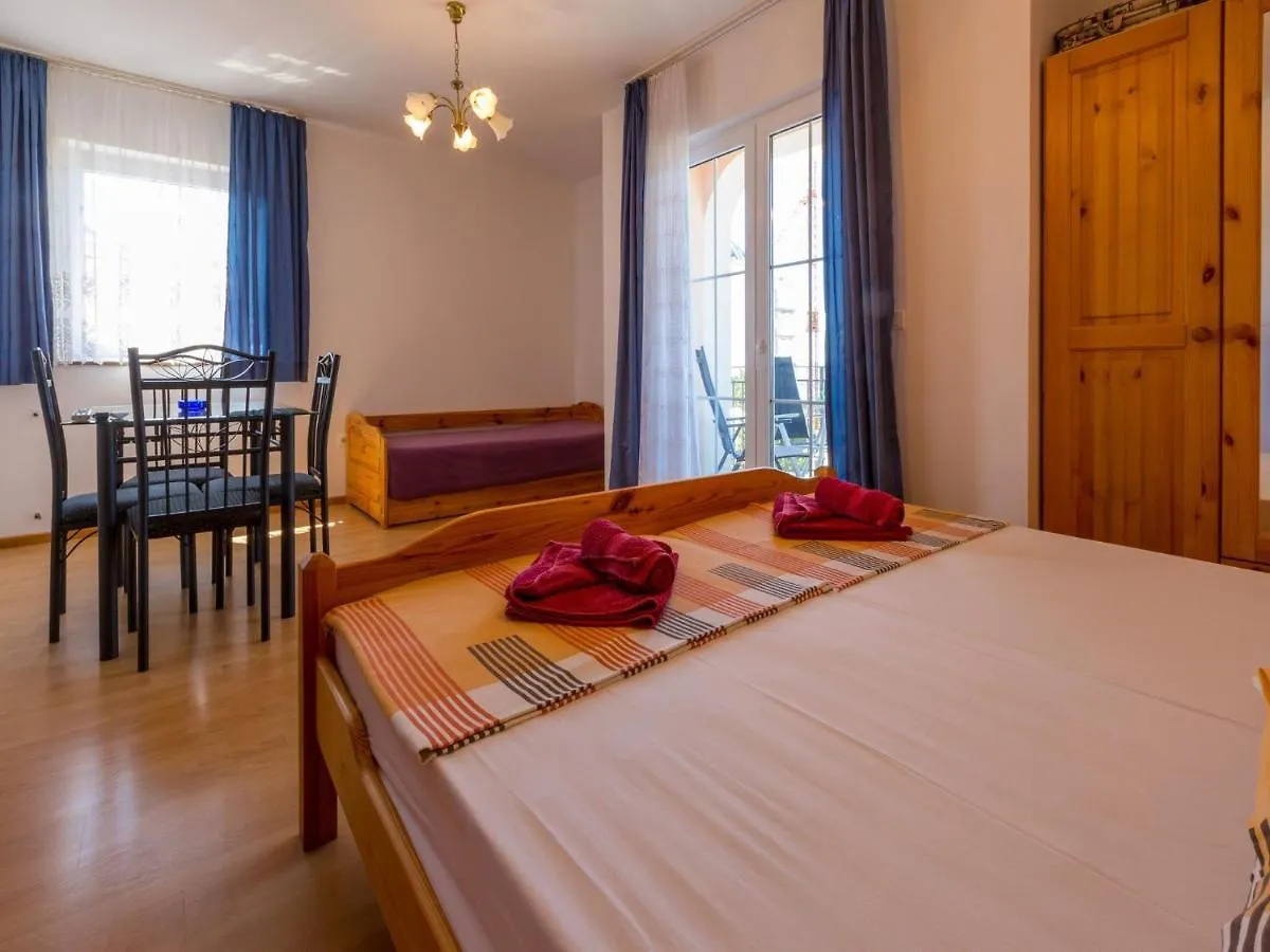 Apartments Seper Crikvenica 0*,  Croatia