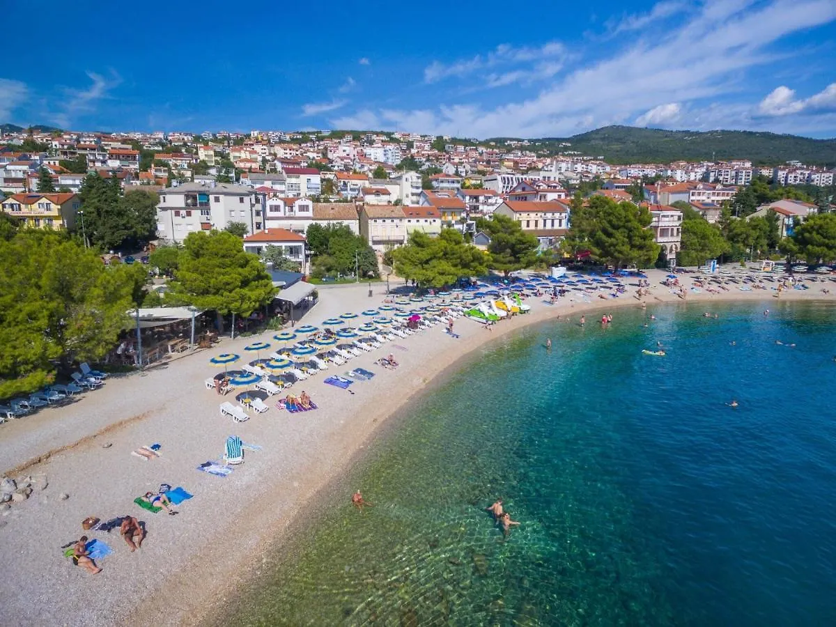 Apartments Seper Цриквеница